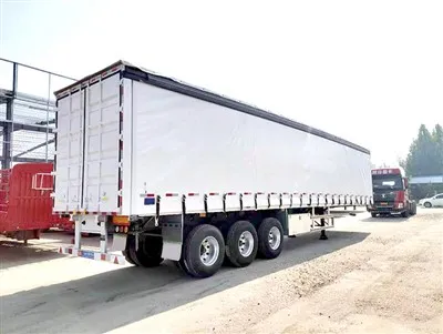 Seitenvorhang Semi-Trailer